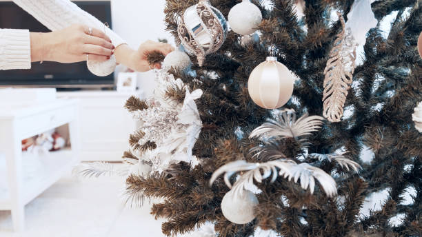 Decorate a Flocked Tree