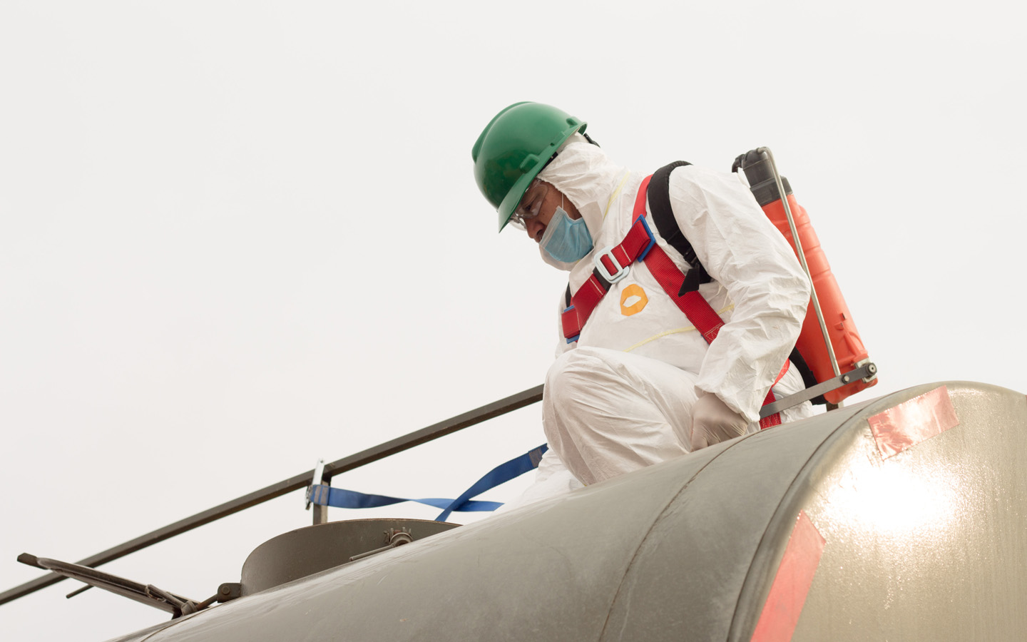 Renowned service provider for water tank cleaning in Dubai