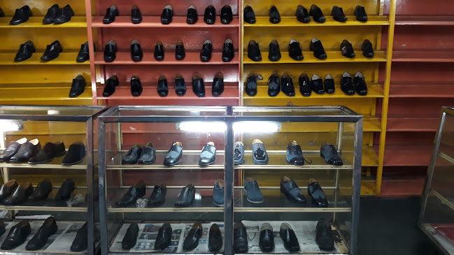 Opiniones de Shoes Americano en Quito - Zapatería