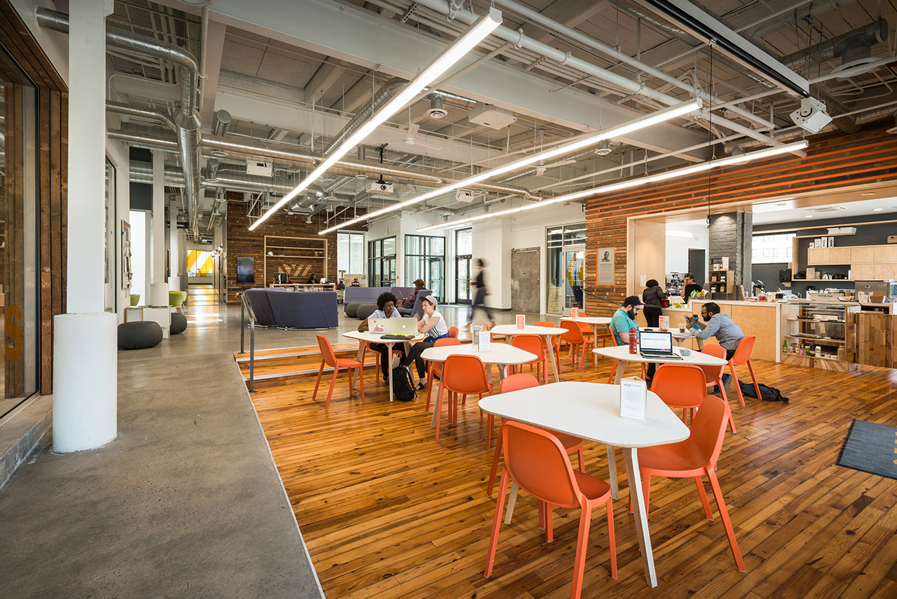 13 Coworking Space in Baltimore: Price, Amenities, Location 1