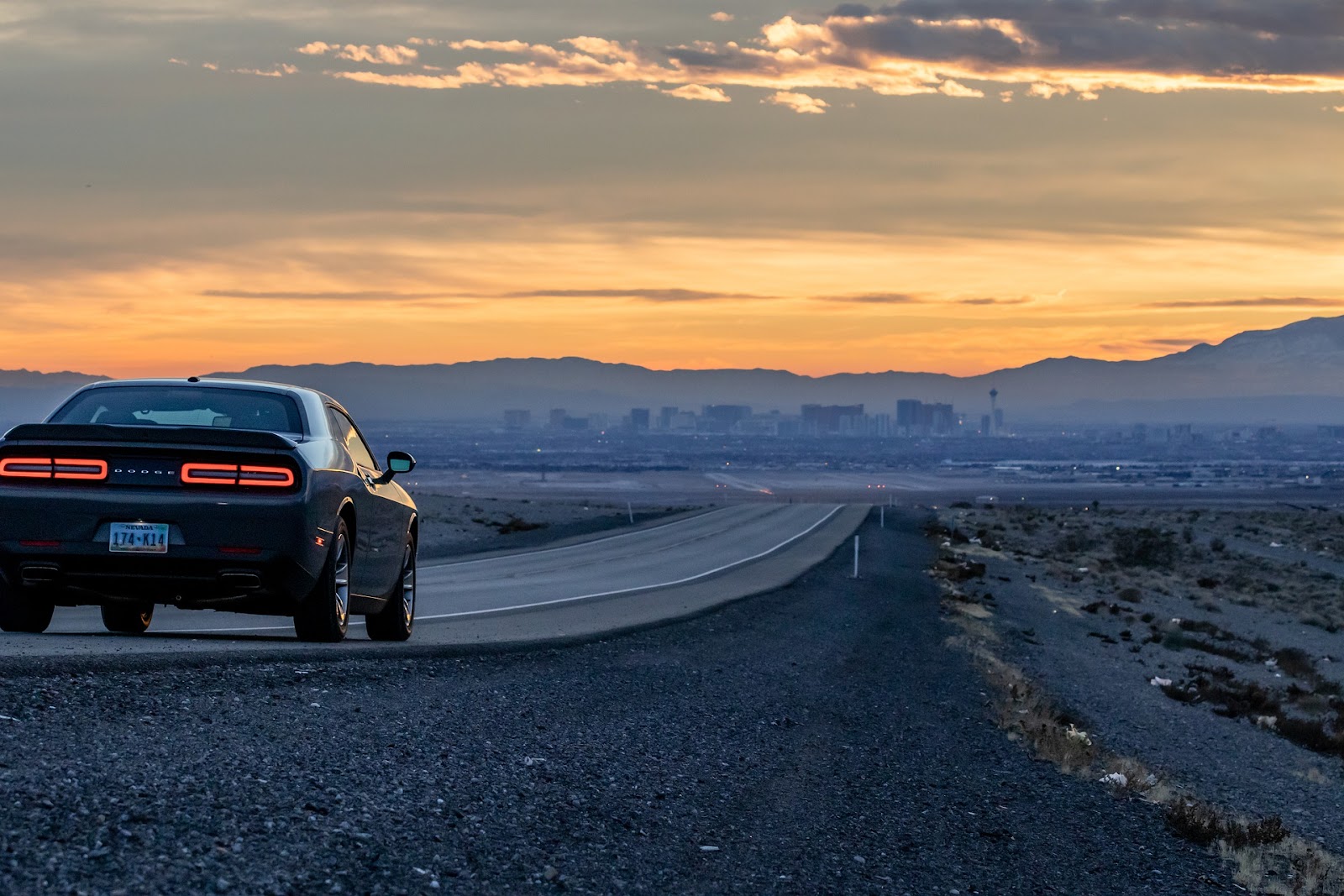 dodge-challenger-las-vegas-skyline-sunset