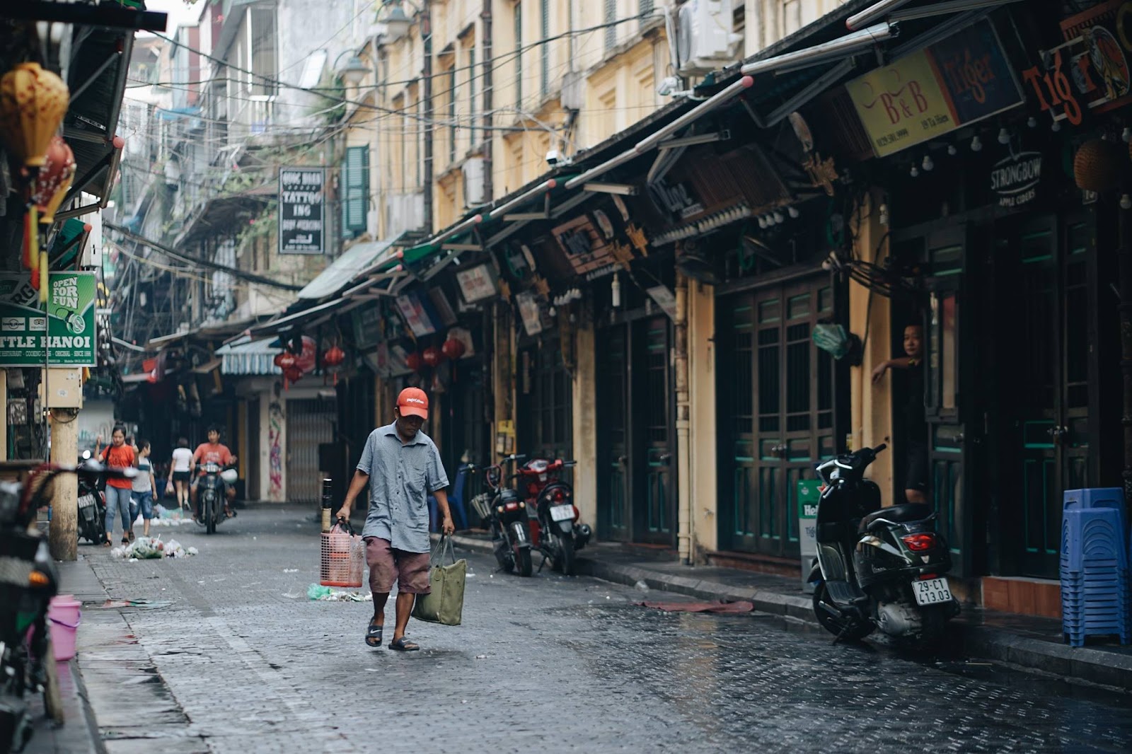 Phố ẩm thực Tạ Hiện