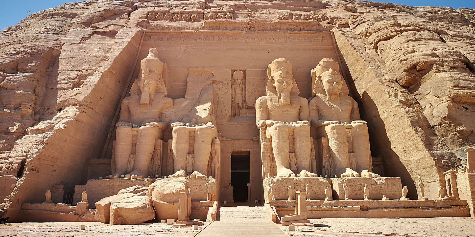 Exploring the Majestic Temple of Ramses II in Southern Egypt's Abu Simbel