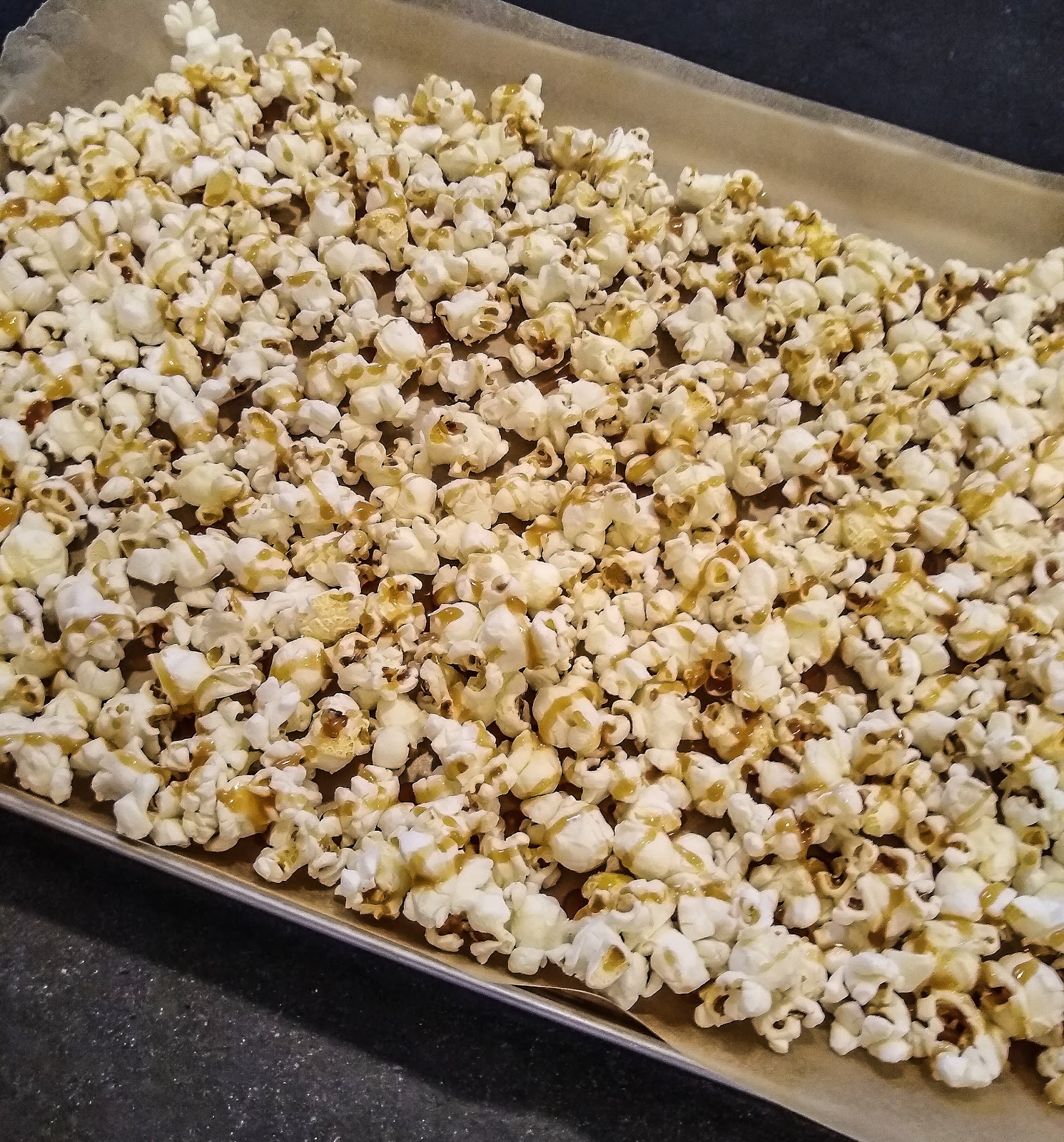 National Popcorn Day - Salted Caramel Popcorn