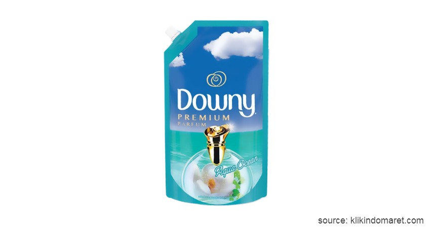 Downy Parfum Premium - 11 Merk Pewangi Pakaian Terbaik Wangi Tahan Lama