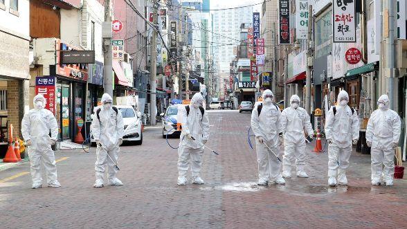 韩国新天地教主将接受病毒检测教徒1月曾赴武汉