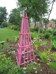 Garden Decor: Decorative Garden Trellis become a Tuteur (garden tower) – A  Gardener's Notebook
