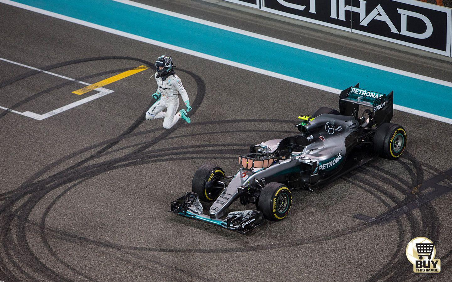 Abu Dhabi GP 2016: Nico Rosberg is 2016 world champion!