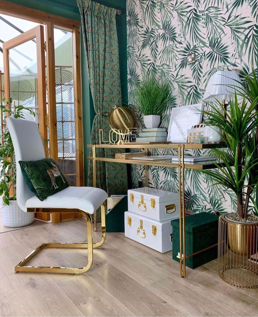 A WFH space infused with bold tropical colors and an added metallic touch