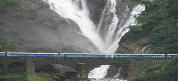 dudhsagar waterfall Goa