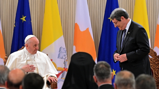 Tổng thống Síp cảm ơn Đức Thánh Cha về việc đem 50 người di cư đến Ý