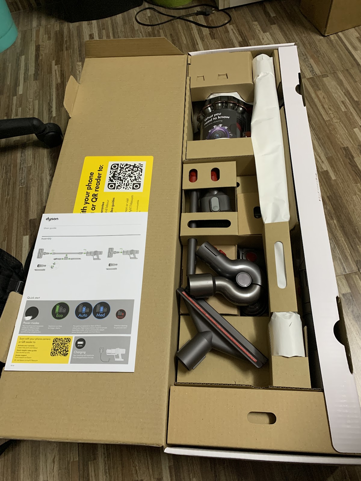 The Dyson V11 absolute pro review - Bangalore Blog