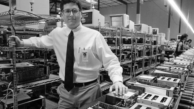 เปิดประวัติ Michael Dell บุคคลผู้ทรงอิทธิพลแห่งวงการคอมพิวเตอร์ ชายผู้ที่ทำให้ DELL เป็นที่รู้จักของคนทั่วโลก