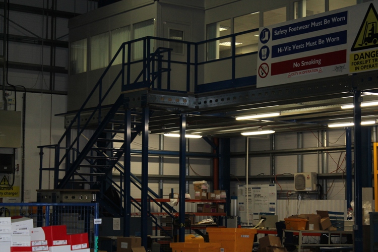 Kệ sàn mezzanine thiết kế lưu trữ phù hợp cho mọi không gian XPbWyxh6UeEvQXz1anG8YtZkAshaCvWlmvYl8VGqX9gtkJLrECA74PN-WAt67OZE2SZjYhJTjYBglctvJ3A-5Gm-AUqc7VNOlZ0f35fBw61Q3NcwI9yZg_izJpqUaOS9gCIb3zkh
