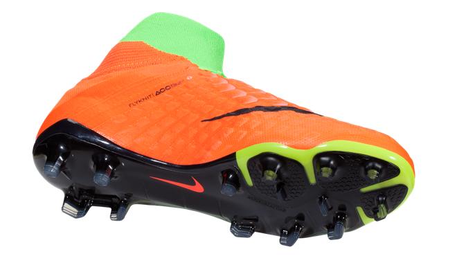 “Nike Hypervenom Phantom 3 DF” รองเท้าฟุตบอลระดับเทพ 03