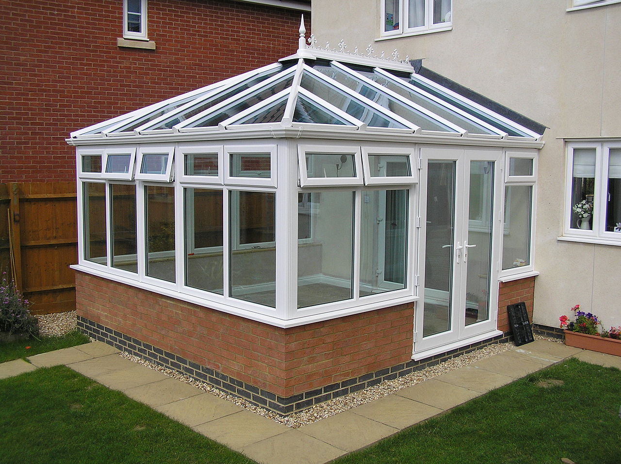 Looking For An Extension? How About A Conservatory?