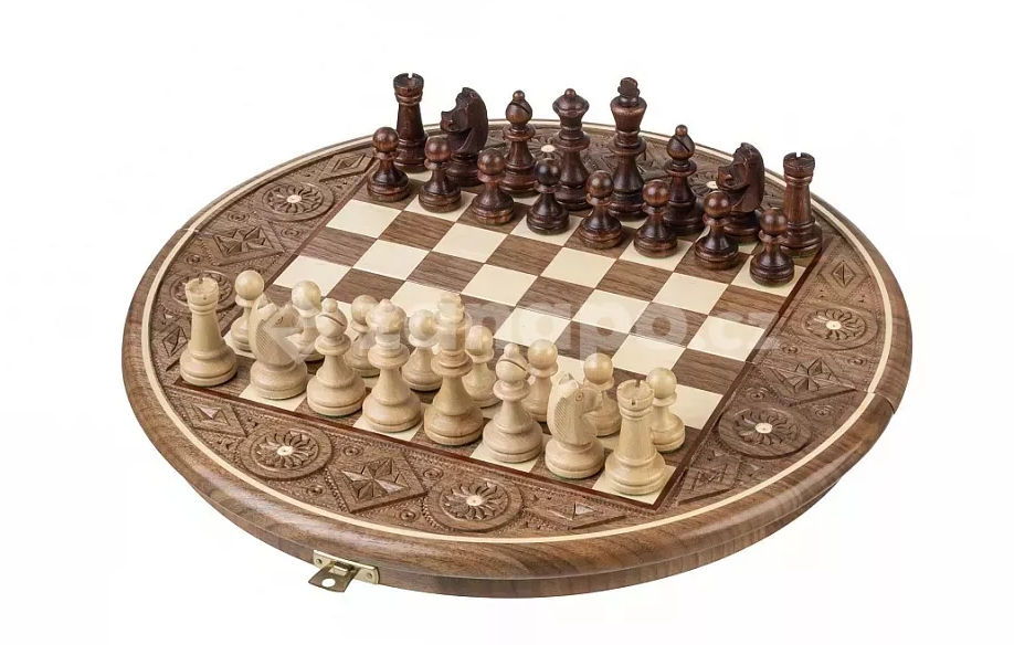 Kruhová dekorativní šachovnice s figurkami Staunton.