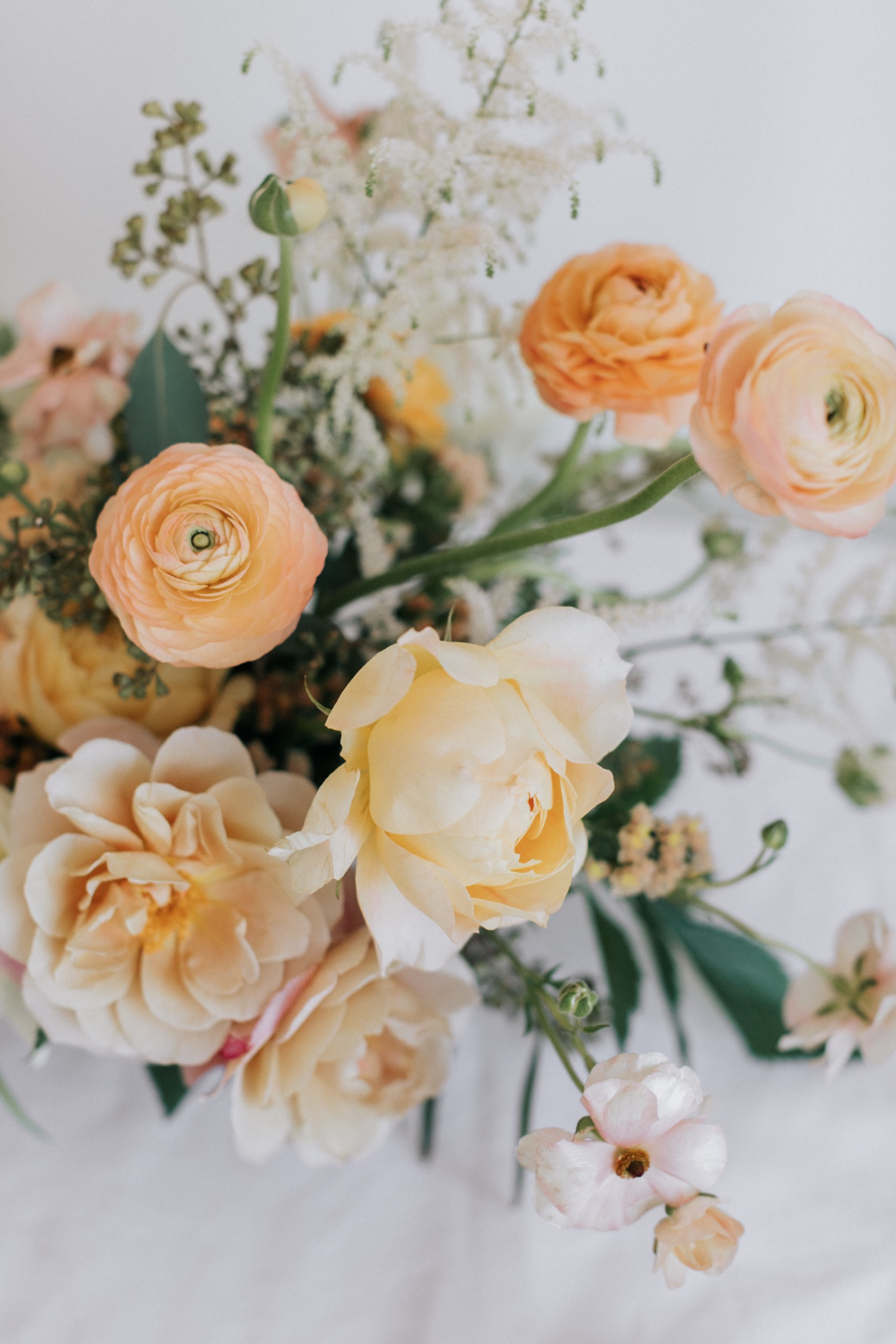 Elopement Wedding Flower Guide By Season (and Bouquet Inspiration!)