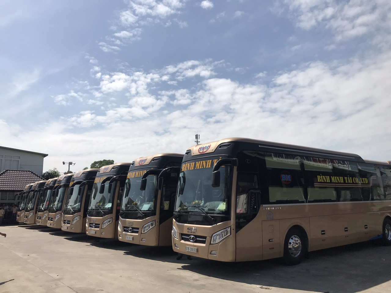 Xe Bình Minh Tải từ Sài Gòn đi Bình Định