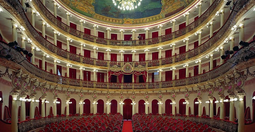 File:Interior Teatro Amazonas. ...