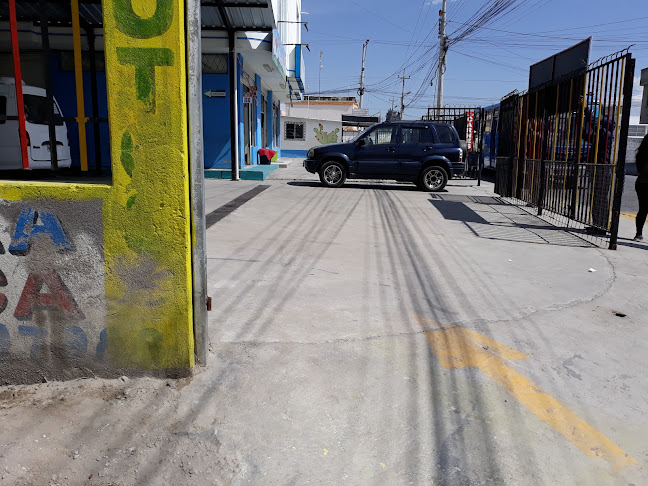 Opiniones de Compania De Taxis SERVITRECCA en Quito - Servicio de taxis