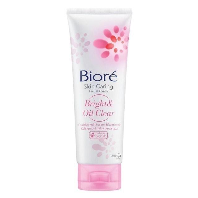 Kao Biore Skin Caring Facial Foam Bright and Oil Clear 1