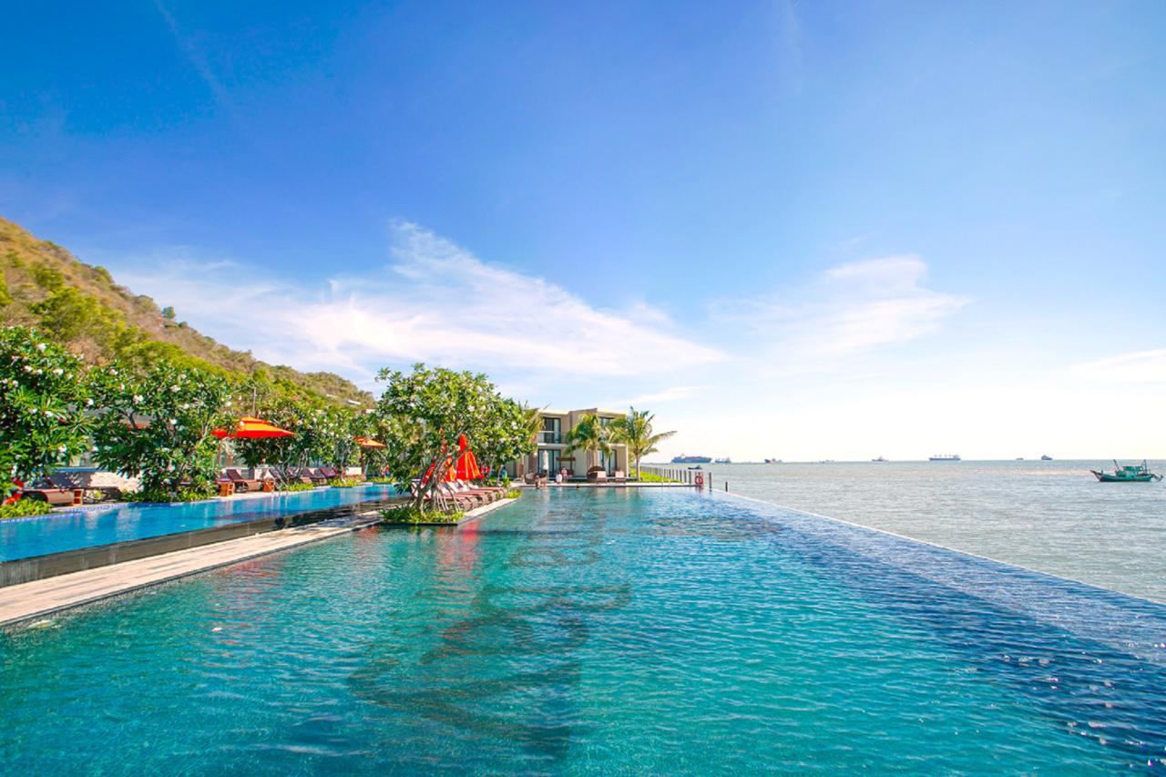 Hồ bơi trong/gần Marina Bay Vung Tau Resort & Spa
