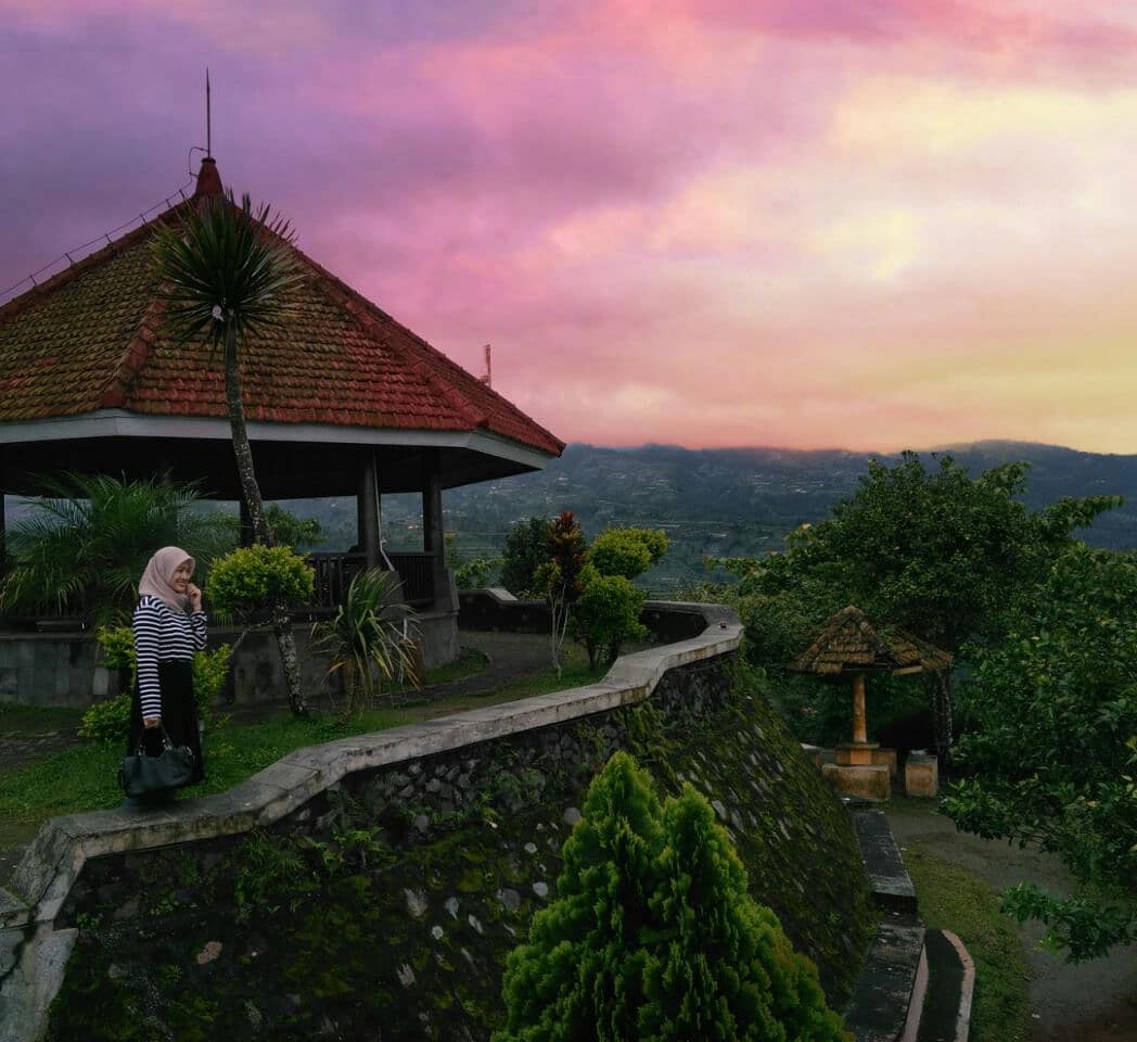 matahari terbit di ketep pass magelang