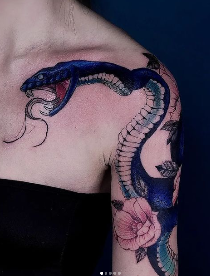 Blue Dangerous Snake Tattoo Design On Shoulder