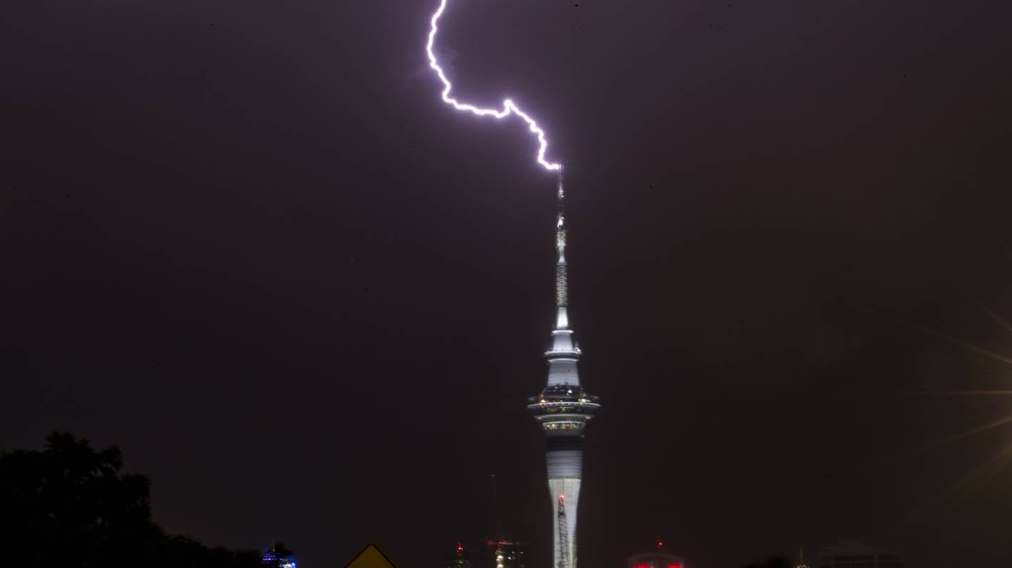 More than 600 lightning strikes in and over city as storm hits Auckland |  Stuff.co.nz