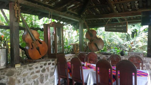 Jardin de Celeste, Ataco