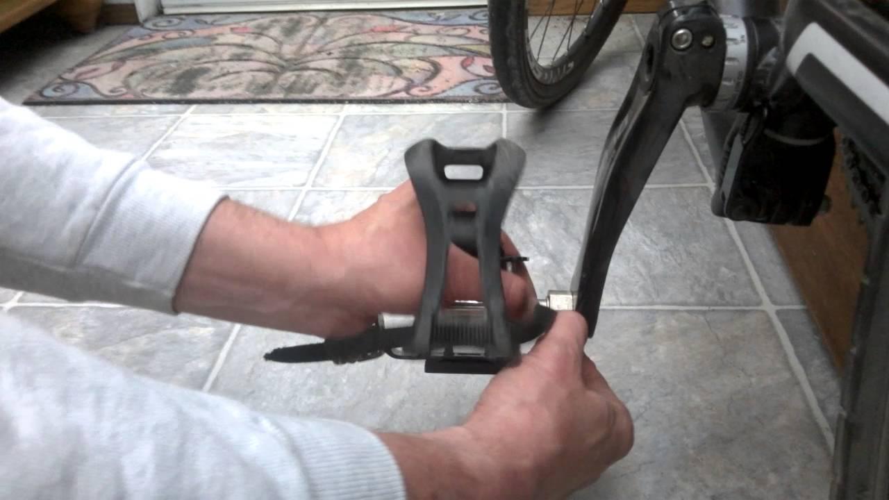 Your bicycle: the easy way to put on toe cages - YouTube