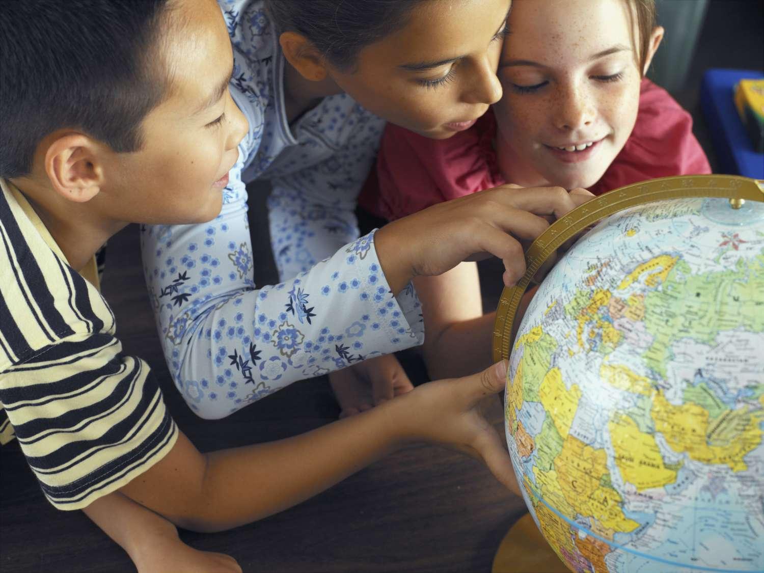 10 Activities That Teach Your Kids About World Cultures