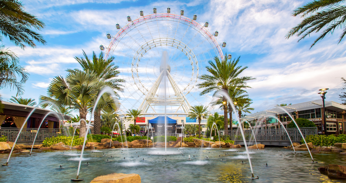 A giant ferris wheel in Orlando's theme park district