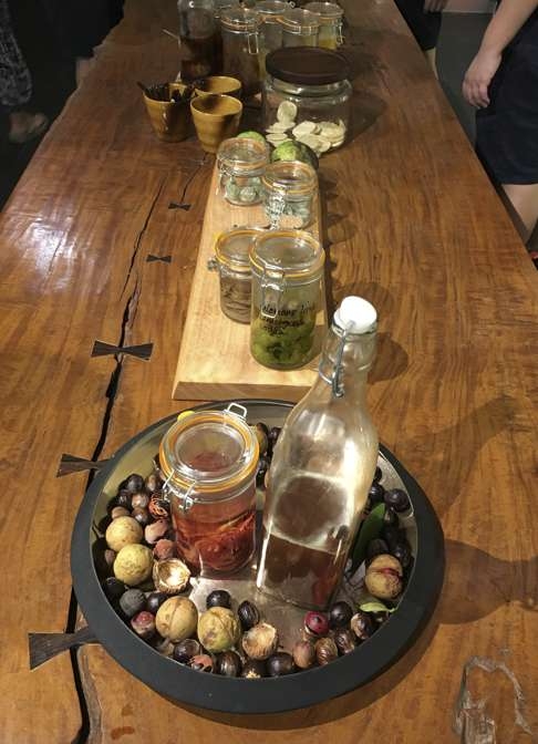 Drinks made from nutmeg (foreground).