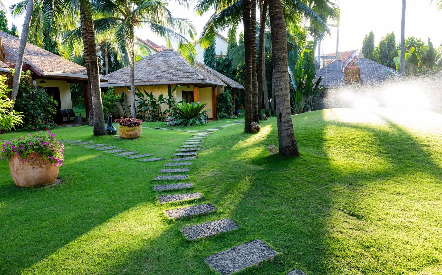 http://phanthiet.terracottaresort.com/static/upload/images/banner-slide/slide-02.jpg