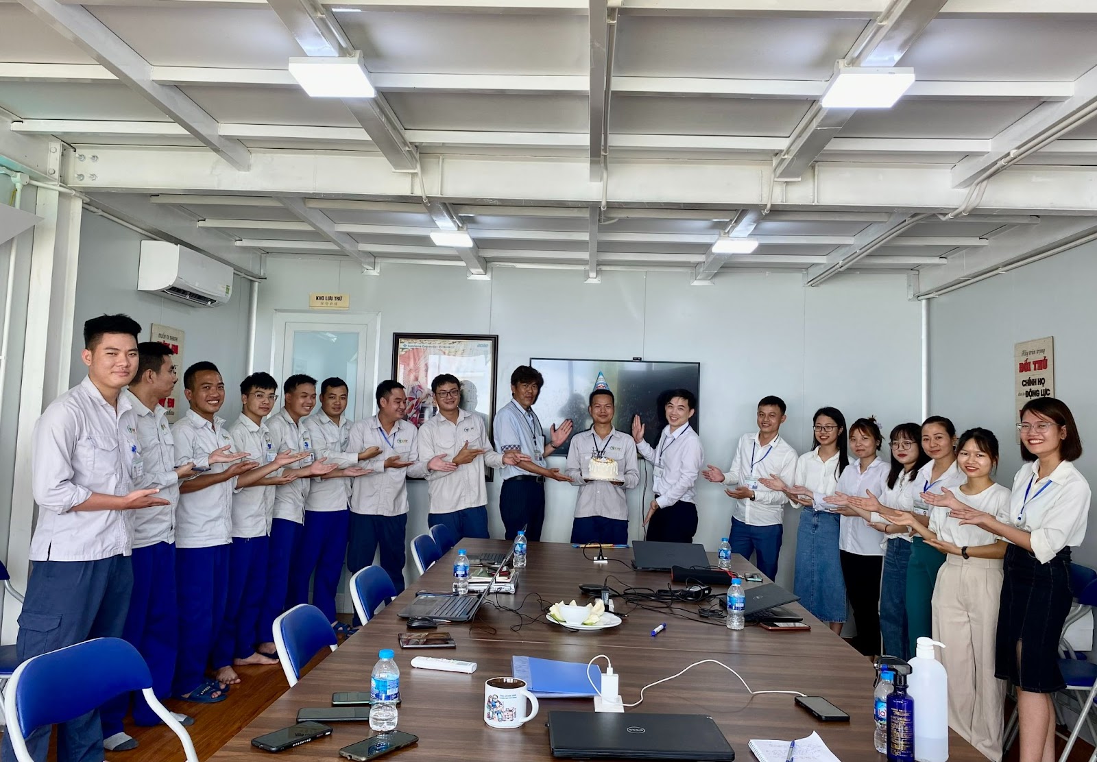 NÉT ĐẸP GIAO BAN TẠI IDSV MỖI THÁNG NÉT ĐẸP GIAO BAN TẠI IDSV MỖI THÁNG