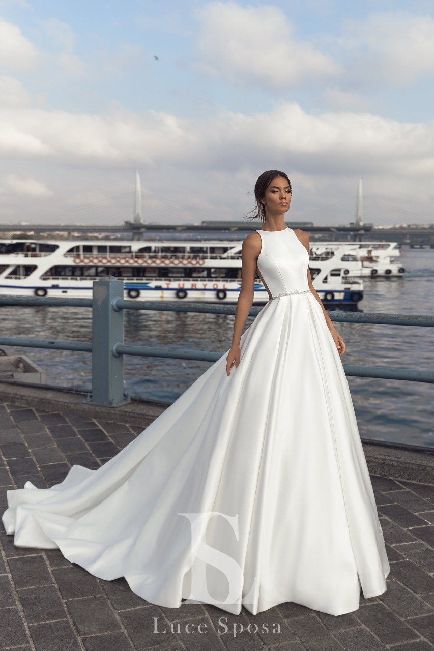 Eleganța și șicul – rochiile de mireasă din colecția Istanbul Campaign sunt  deja pe site