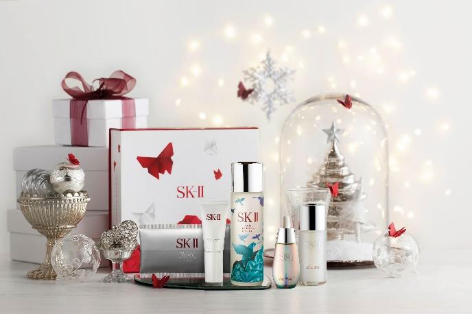 G:\Client\PG\2015\FY1516\01.SK-II\Activities\Apple 15 Wave II\ASEAN Christmas Mood Shot\Resize\Resize of Flawless Beauty Set.jpg