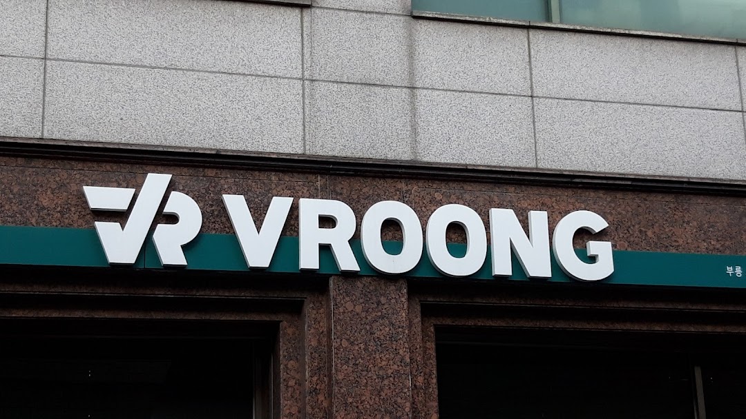 VROONG