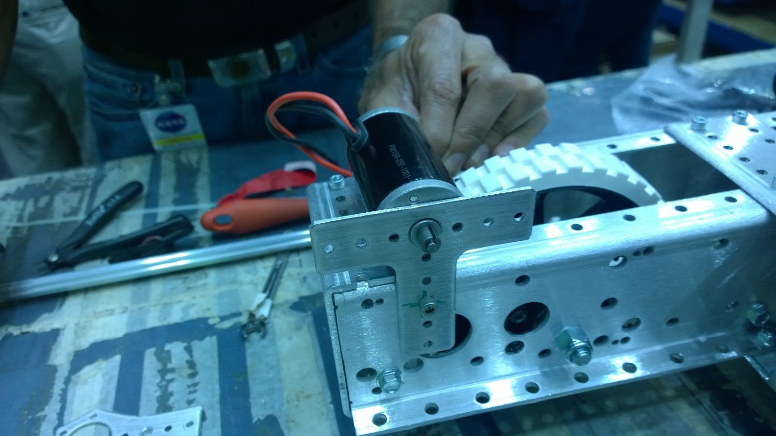 Motor connector option