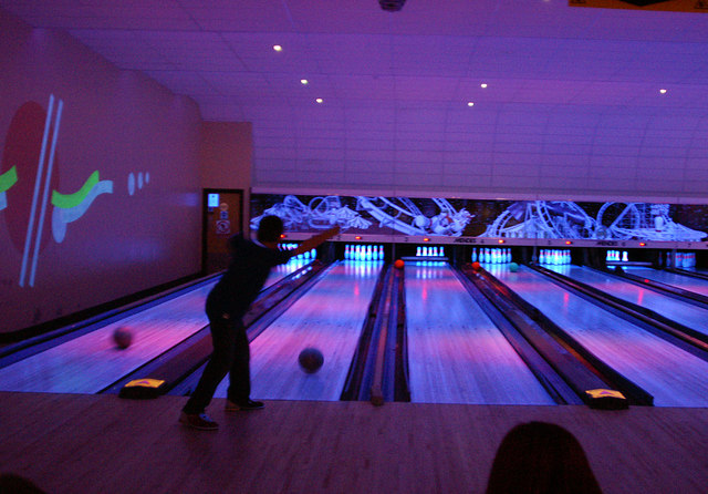 Ten-pin bowling