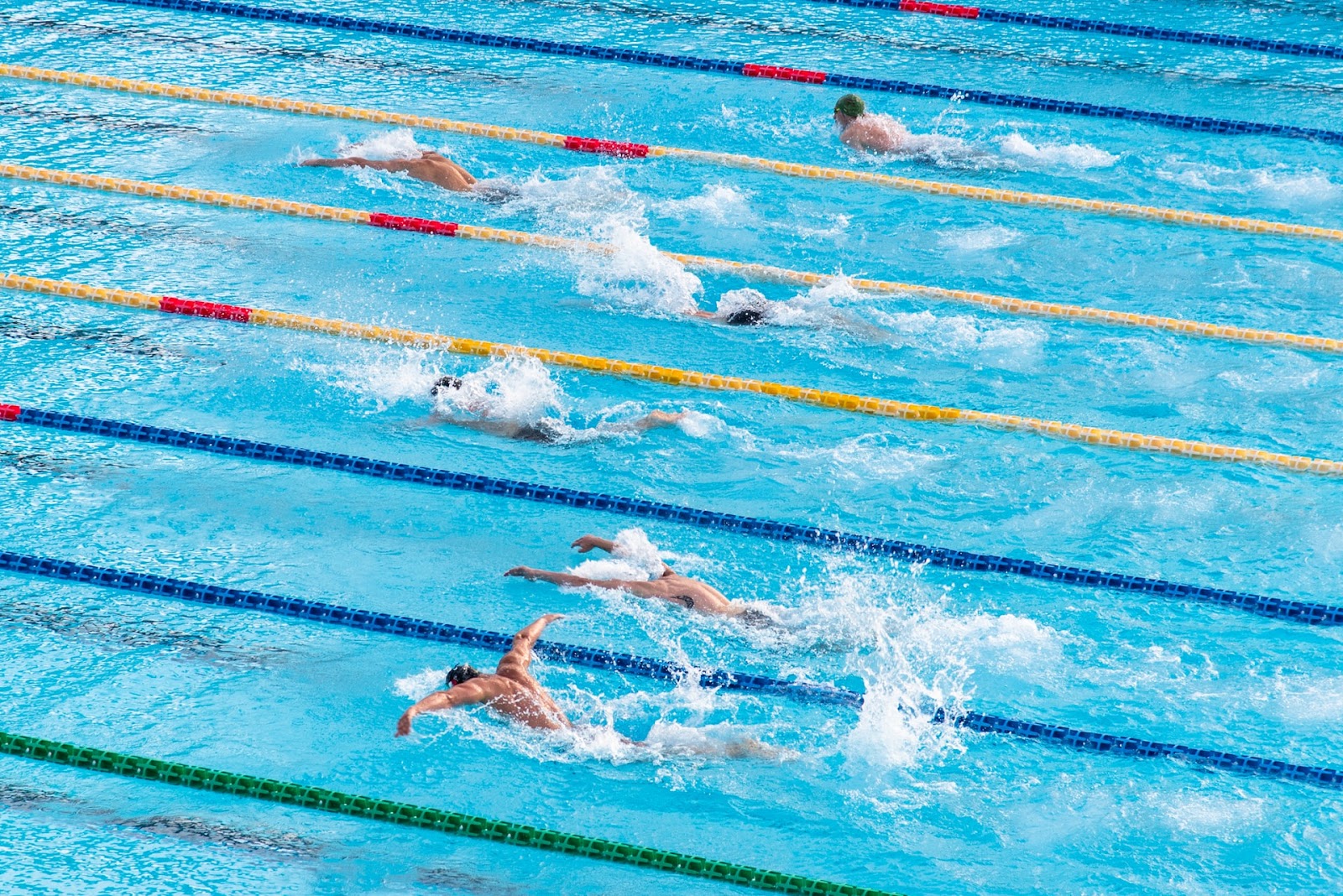 Plavání: Jak se vyhnout chybám a naučit se správně plavat | refcoach
